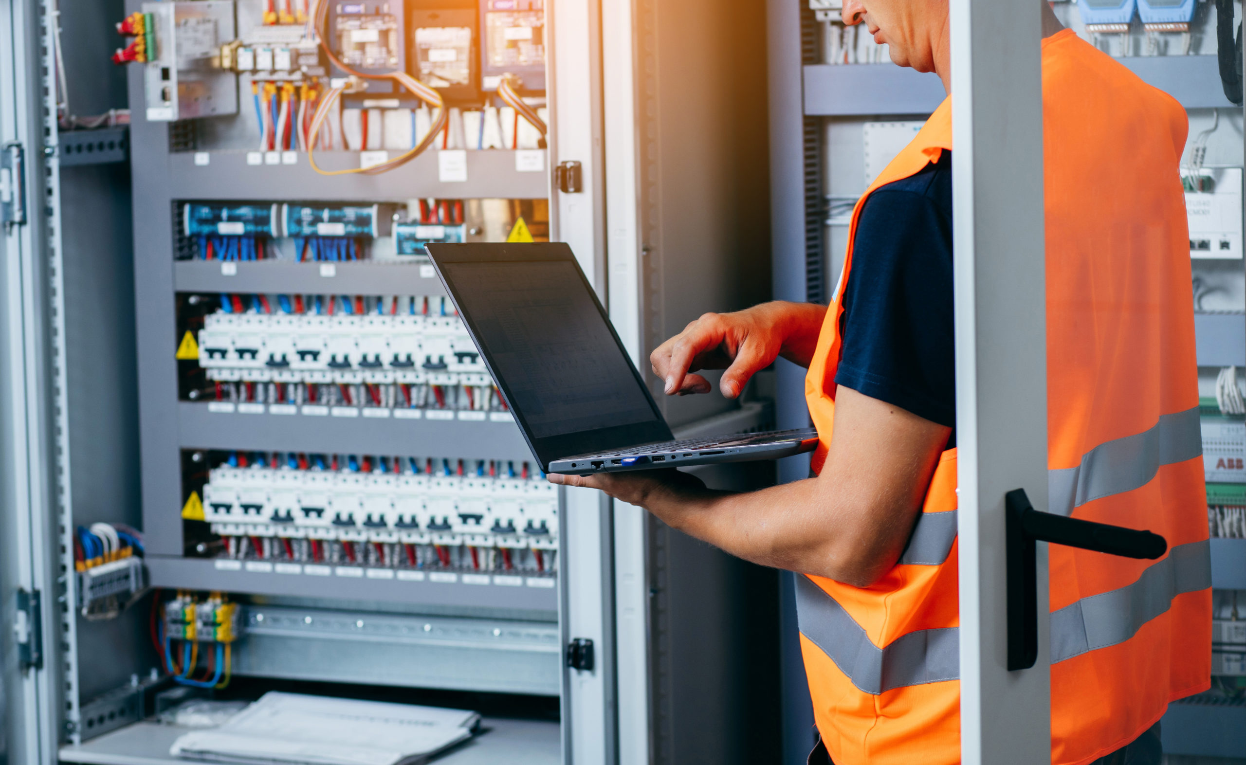 Elektrokonstruktion SPS PLC Automation Schaltanlagenbau